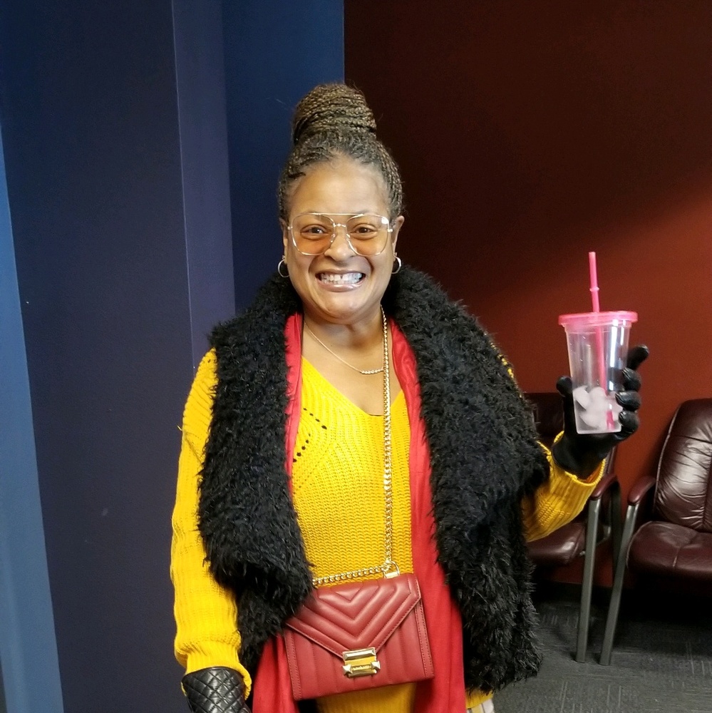 Meet your Posher, Li ' Shey